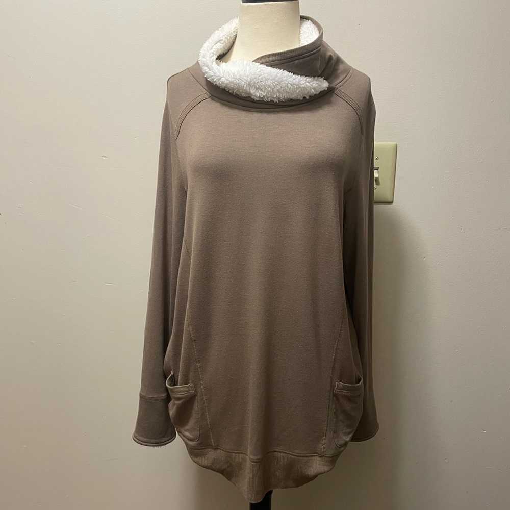 Soft Surrounding Cowl Neck 2 Pockets Shirt